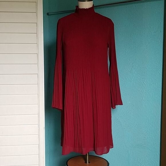 Dress Red Long Pleated Bell Sleeves Ruffle Collar Grey & Gray Women's WOMAN'S 8 - Picture 5 of 12